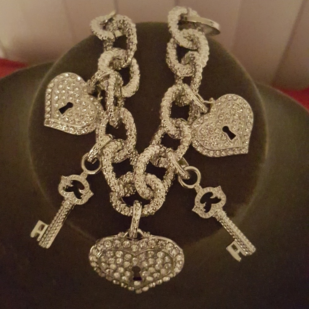 Unlock my heart bracelet